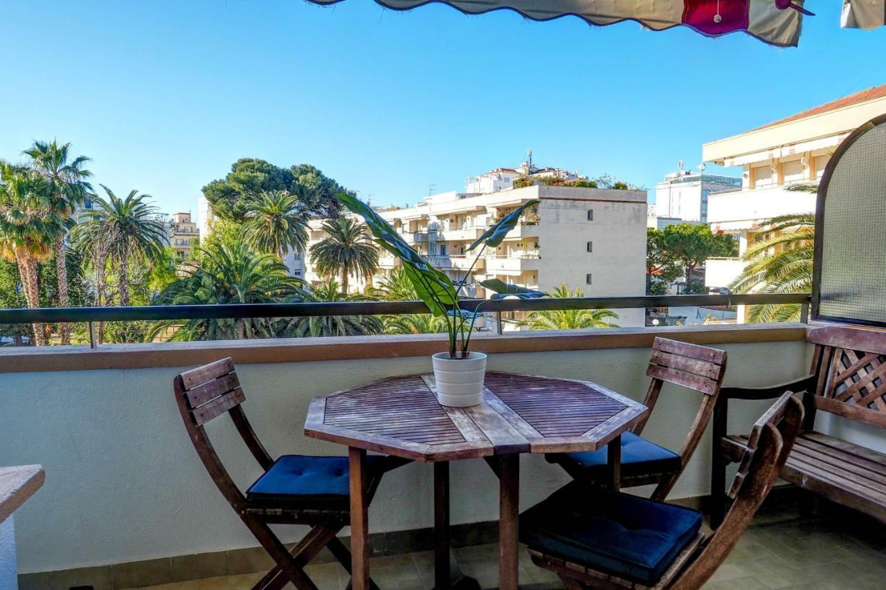 Clarimar Apartment By Hello Homes シッチェス エクステリア 写真