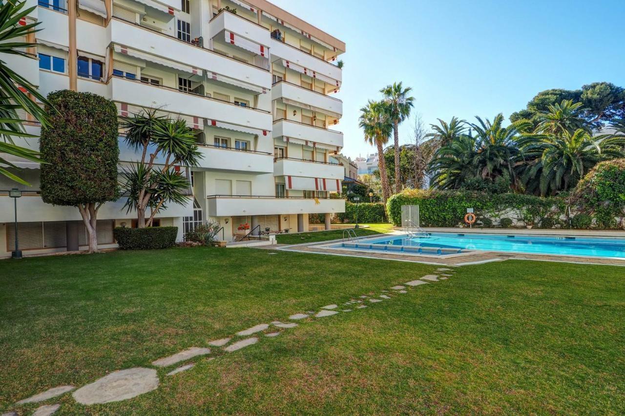 Clarimar Apartment By Hello Homes シッチェス エクステリア 写真