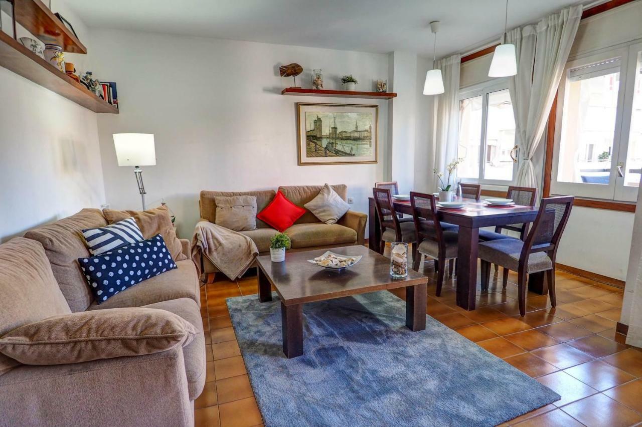 Clarimar Apartment By Hello Homes シッチェス エクステリア 写真