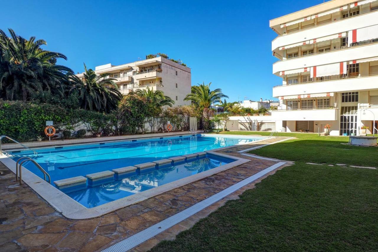 Clarimar Apartment By Hello Homes シッチェス エクステリア 写真